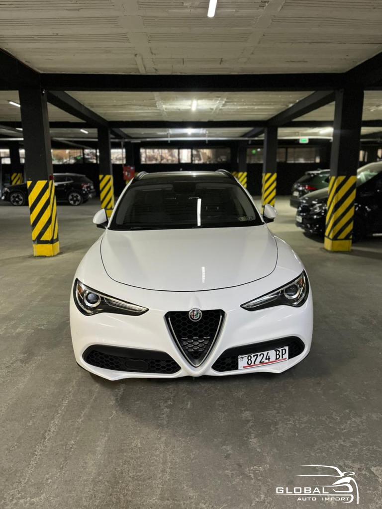 2018 Alfa Romeo Stelvio 2018 Alfa Romeo Stelvio