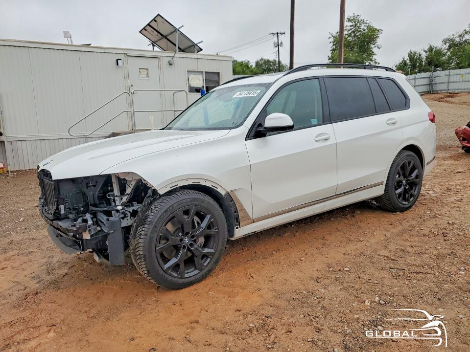 2022 BMW X7