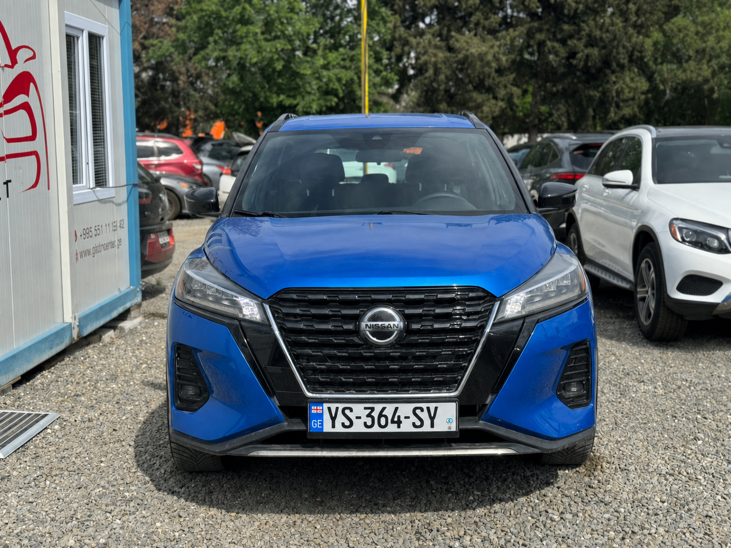 2021 Nissan KICKS SR 2021 Nissan KICKS SR