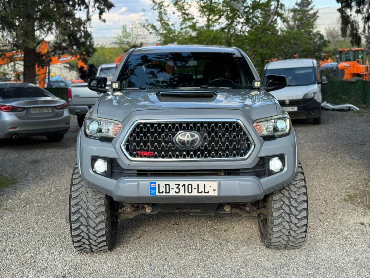 2019 Toyota TACOMA DOUBLE CAB